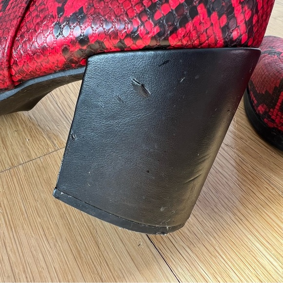 Go Jane - Snake Me Out Pointy Block Heel Booties - Picture 7 of 9